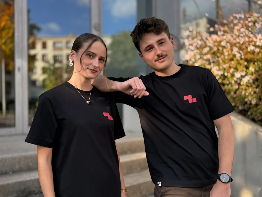 Vue 3 – T shirt La Poste Tetris